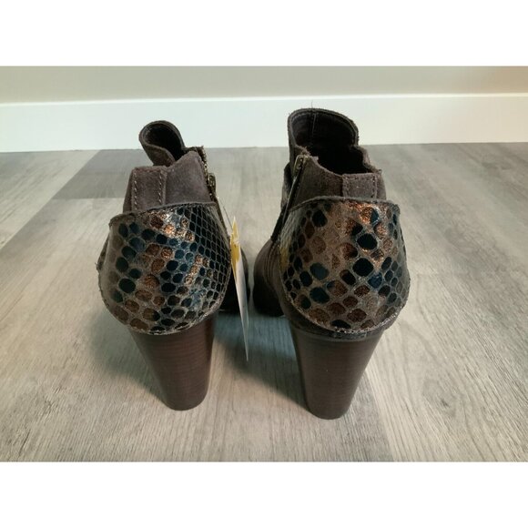 Donald J Pliner Brown Suede Selita 23 Ankle Bootie W/ Snakeskin Straps, Size 9 - Picture 5 of 8